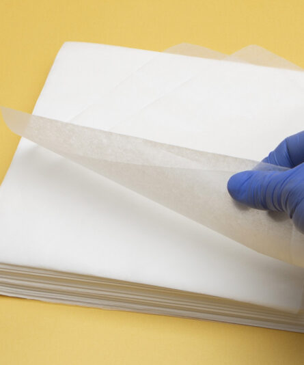 Labx 123 12x12 Nonwoven Cleanroom Wipes Application