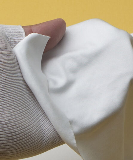 MicroPolx 2750 9x9 Cleanroom Wipe Application