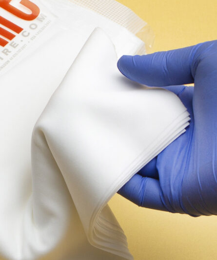 Polx 1200 Cleanroom Wipes Application