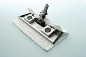 mop small plastic eyes