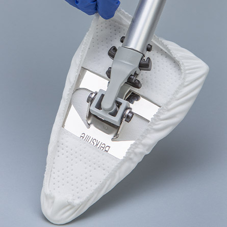 Isolator Cleaning Tool