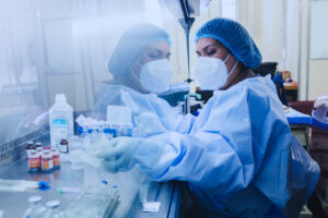 Common Uses of IPA in Laboratories and Cleanrooms